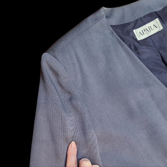 Sleek Gray Women's Blazer by Ella - Picture 3 of 5